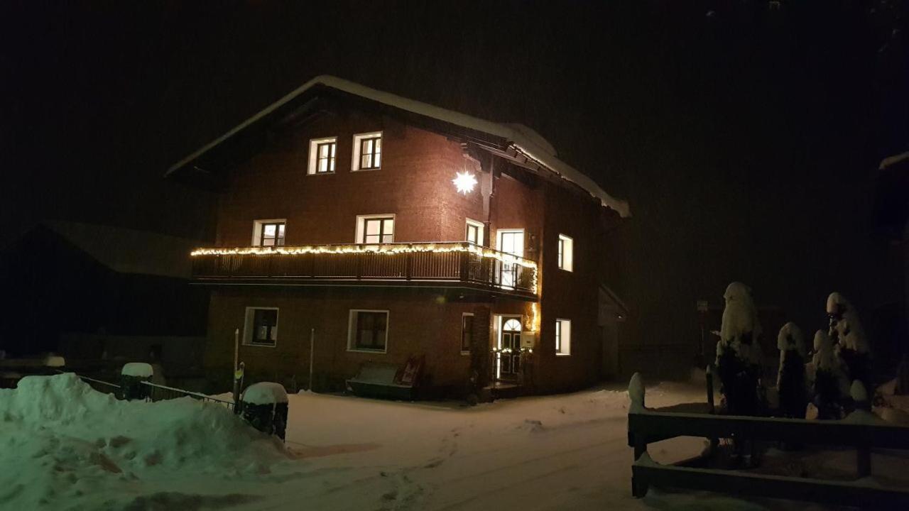 Alpin Chalet Kern クレスターレ・アム・アールベルク エクステリア 写真